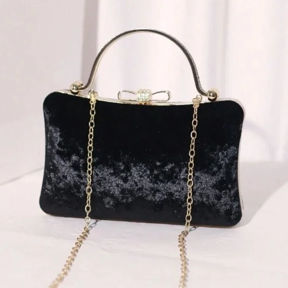 Elegant Black Velvet Handbag - Picture 2 of 6
